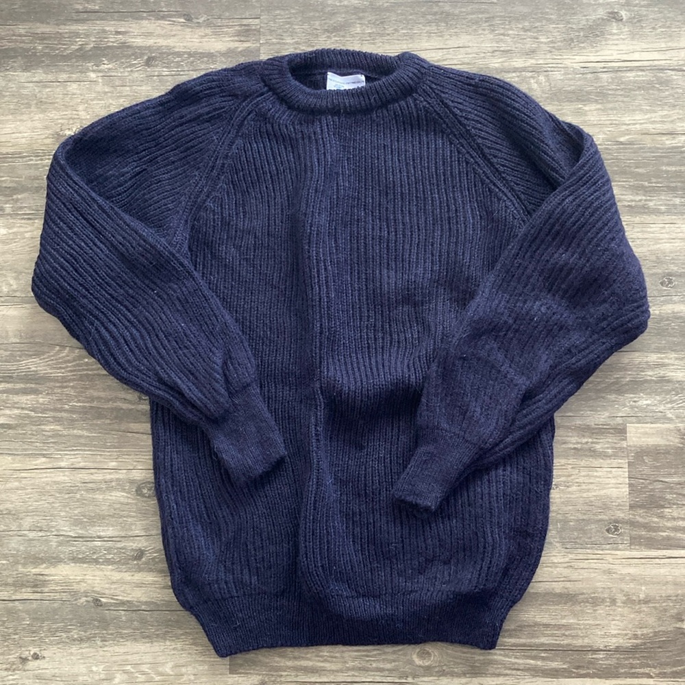 Stevenage chunky wool sweater. Size XXL